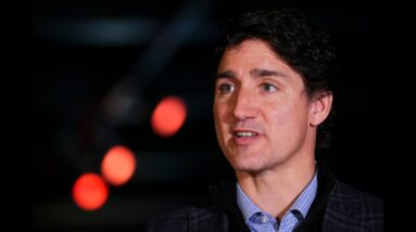 Trudeau taking 'watch-and-see' approach on failed Russian mutiny