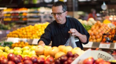 Why Canada's grocery industry is facing 'crisis' of consumer trust