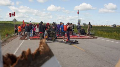 Judge grants injunction for Winnipeg police to stop blockade at landfill
