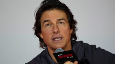 Tom Cruise has a question about Canada | "What's up with traffic in Toronto?"