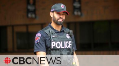 Former Toronto Blue Jay is now a Hamilton police officer