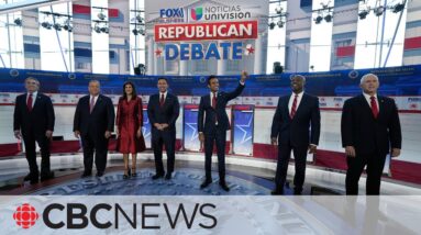 Rivals openly target absent Trump at Republican presidential debate
