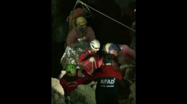U.S. man trapped 1,000 metres in Turkish cave finally free