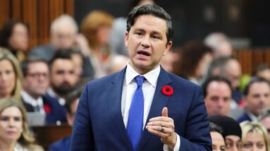 Poilievre challenges Trudeau to a 'carbon tax election' | CARBON TAX