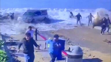 California coast waves: Onlookers run from monstrous swell