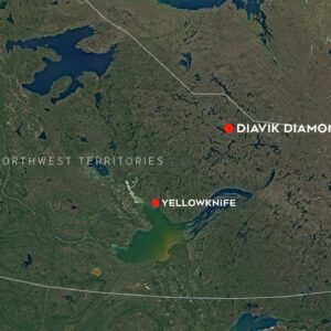 Ten people rescued from plane crash site in remote N.W.T.