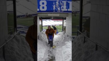 Buffalo Bills stadium remains buried in snow