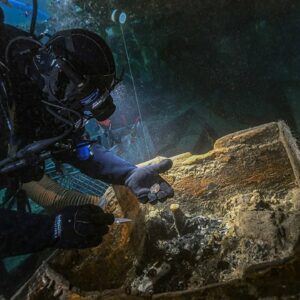 Archaeologists uncover new artifacts from Franklin expedition shipwrecks