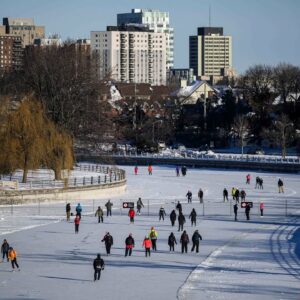Rideau Canal Skateway opens for the first time in two years