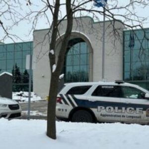 Suspect arrested after stabbing inside Que. courthouse