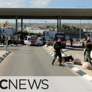 2 Palestinian gunmen killed after shooting dead 1 motorist at Israeli checkpoint, police say