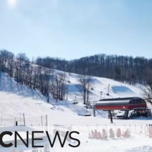 Ontario ski hills may face early closure amid warm temperatures, lack of snow