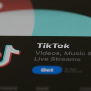 TikTok fights to stay online in the U.S. amid ban vote