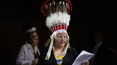 AFN chief ‘stunned’ by Air Canada putting sacred headdress in a garbage bag