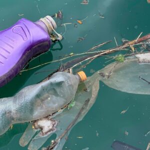 Plastic pollution: Canada hosting key environmental summit