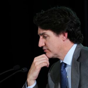 Trudeau outlines how he received security briefings | PUBLIC INQUIRY