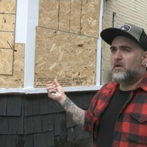 Ont. business owner angered with repeated break-ins, mischief in area
